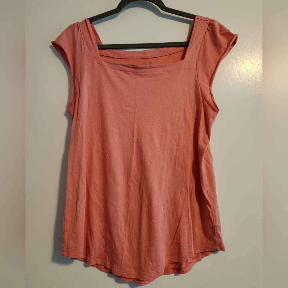 Loft peach capped sleeve shirt